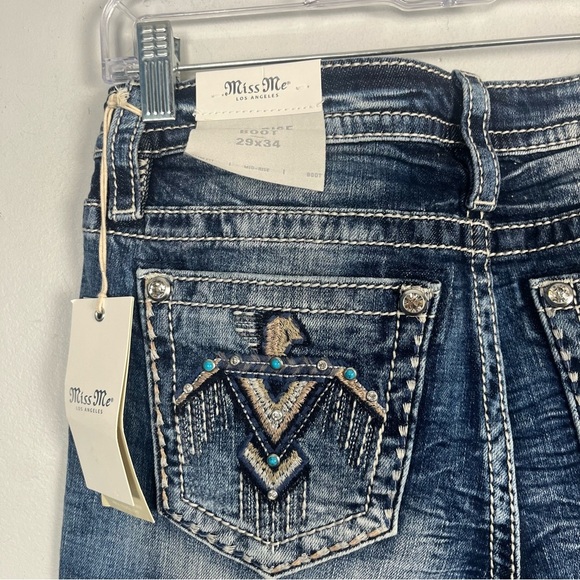 New Miss Me mid-rise bootcut Aztec printed jeans size 29x34 - Picture 7 of 12